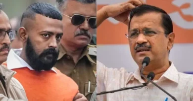 तनावग्रस्त अरविंद केजरीवाल, दिल्ली के पूर्व मुख्यमंत्री, एक फाइल फोटो में, चारों ओर हालिया आरोपों से संबंधित समाचार शीर्षकों के साथ। ठग सुकेश चंद्रशेखर द्वारा उन पर जबरन वसूली के आरोप लगाए गए हैं, जो उनके तिहाड़ जेल से रिहाई के बाद राजनीतिक उथल-पुथल और चुनौतियों को दर्शाता है।